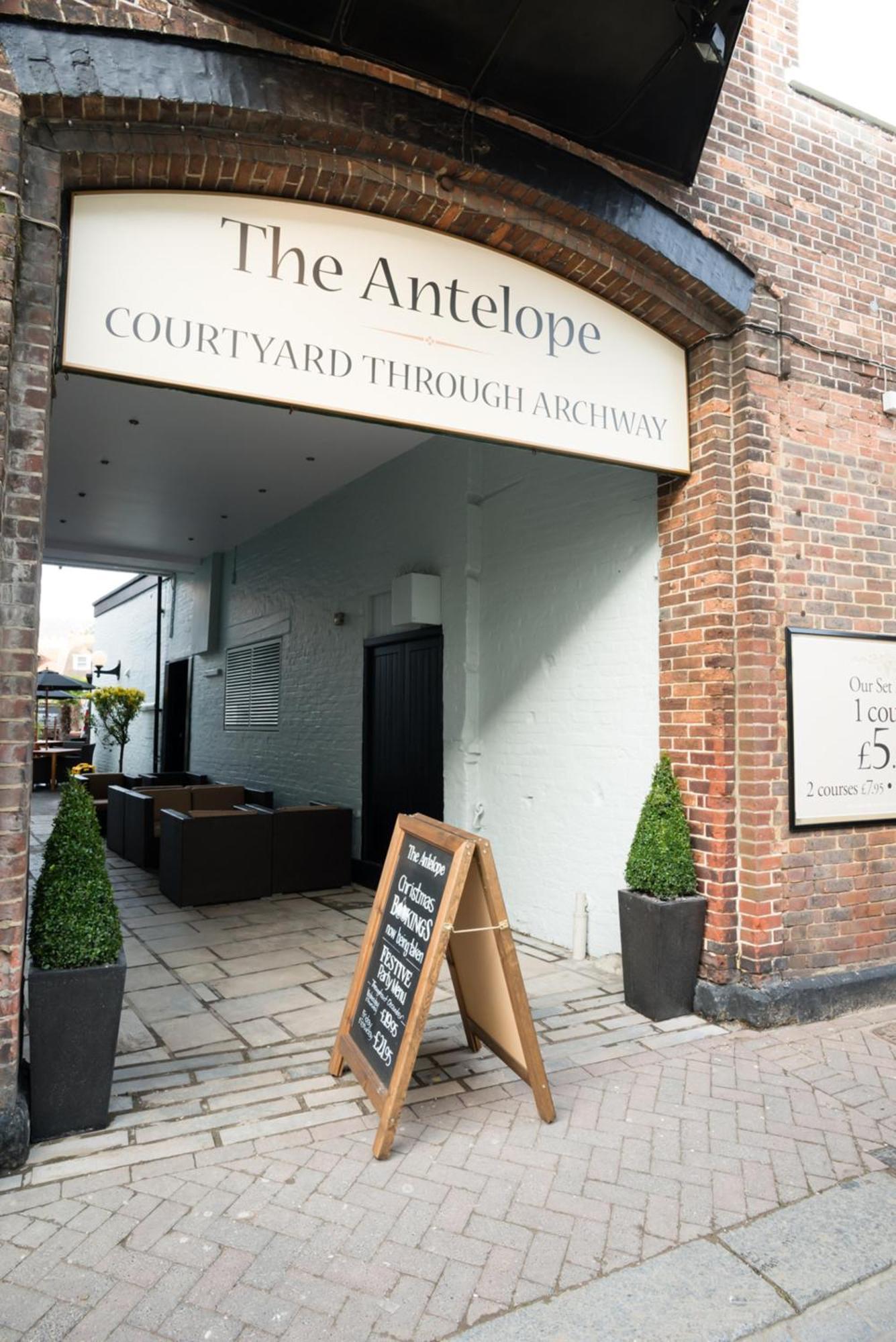 Antelope by Greene King Inns Poole Eksteriør bilde